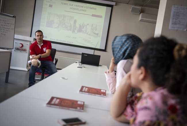 Türk Kızılayı'nın hedefi 'her evde bir ilk yardımcı'